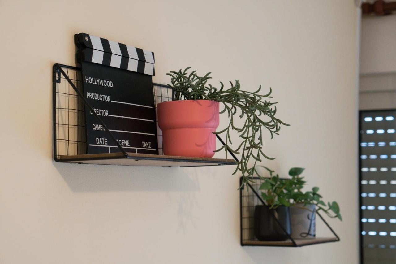 Modern Cozy Apartment In Kalamaria Exteriör bild